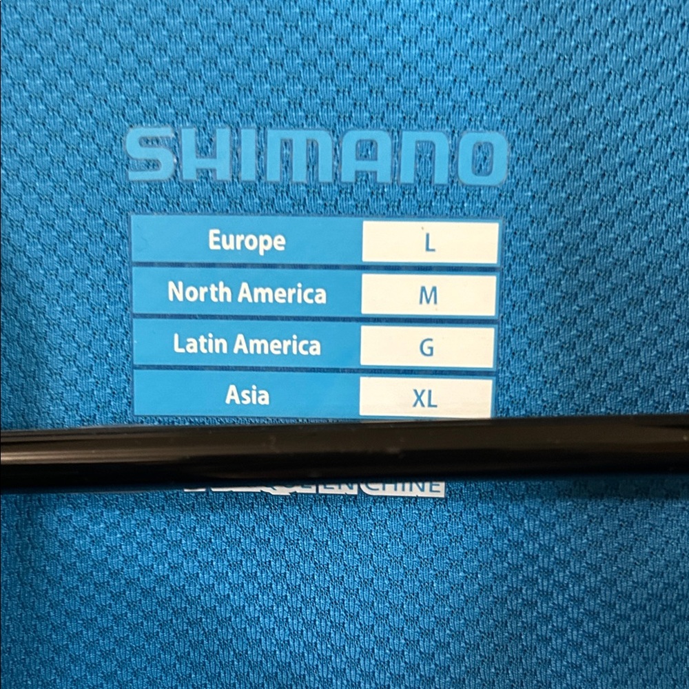 Shimano Black and Blue Performance Jersey - Picture 2 of 3